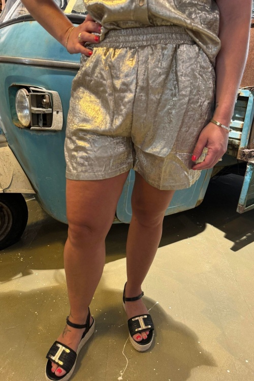 8749 SHORT - GOUD 