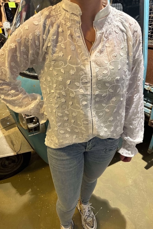 C&S THE LABEL - ARIA BLOUSE - OFFWHITE