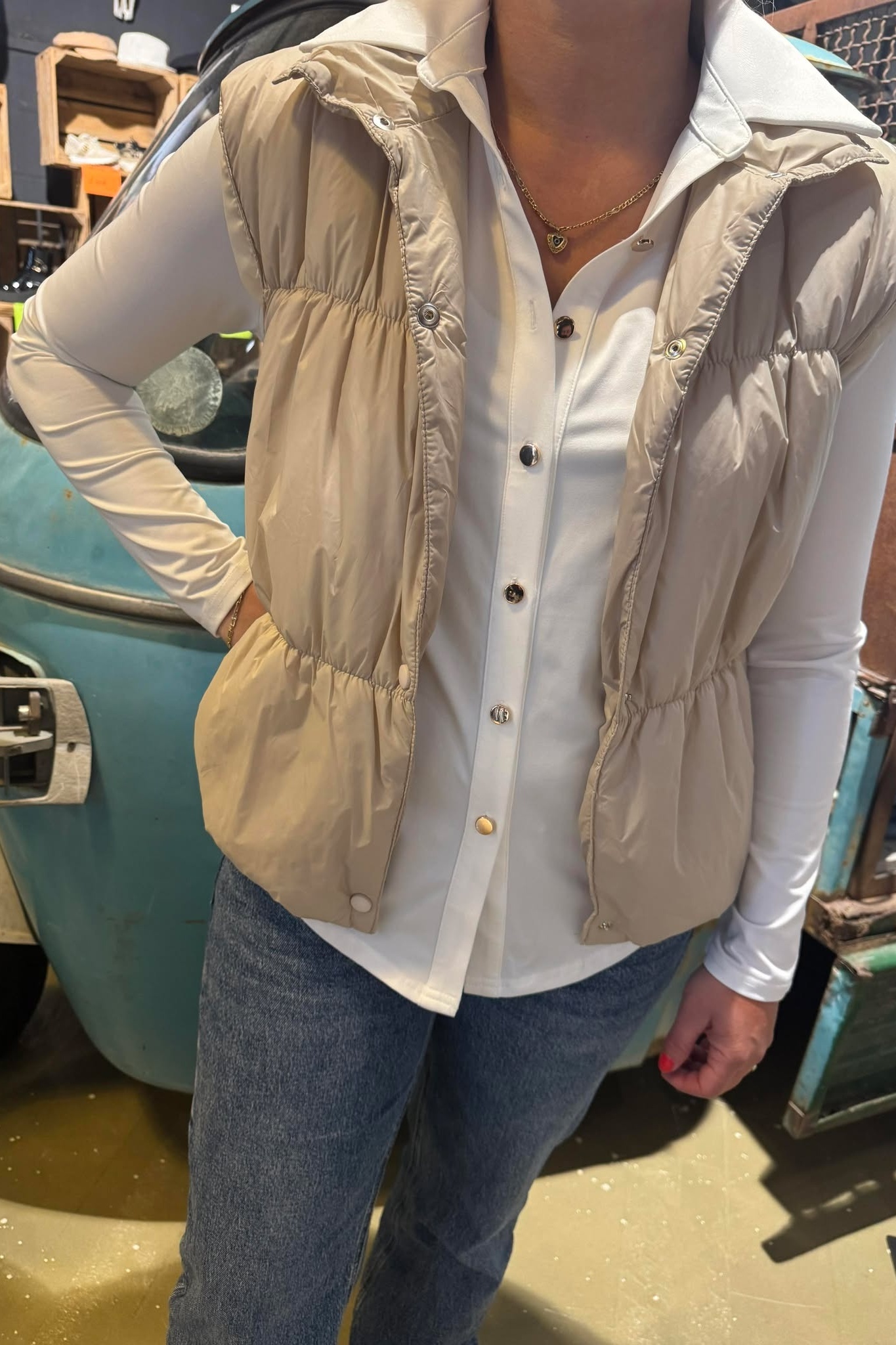 BODYWARMER - BEIGE