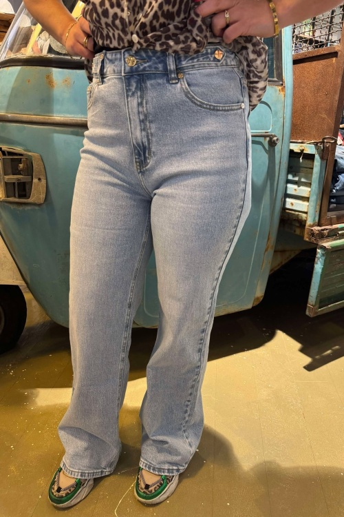 QUEEN HEARTS - W3368-8 - DENIM WIDE 