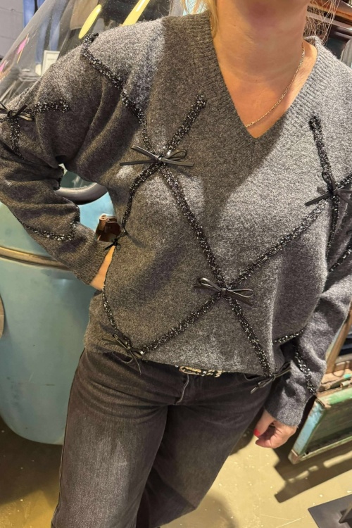 MO4006 - TRUI - GRIJS STRIK 