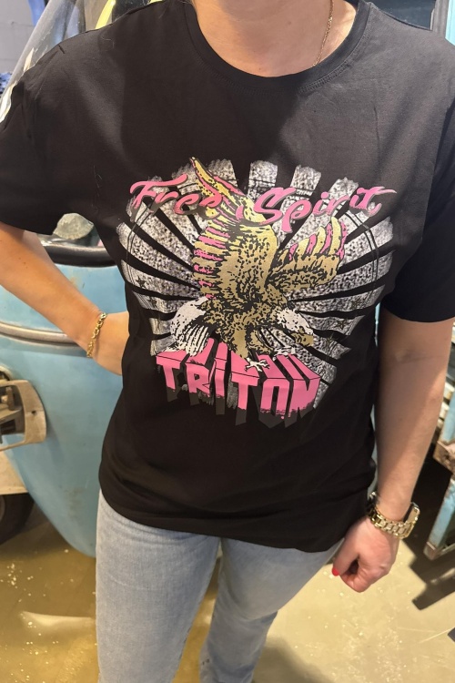 Y065-39 - TSHIRT - FREE ZWART 