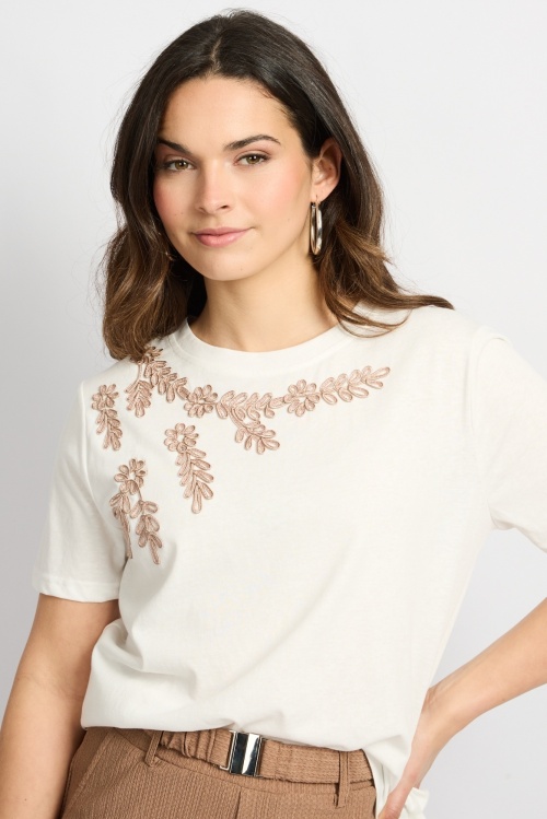 C&S THE LABEL - TIKA TSHIRT - ECRU 