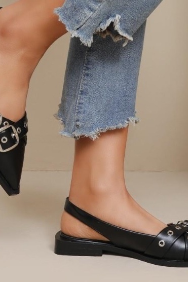 MO-30 - SLINGBACK - ZWART 